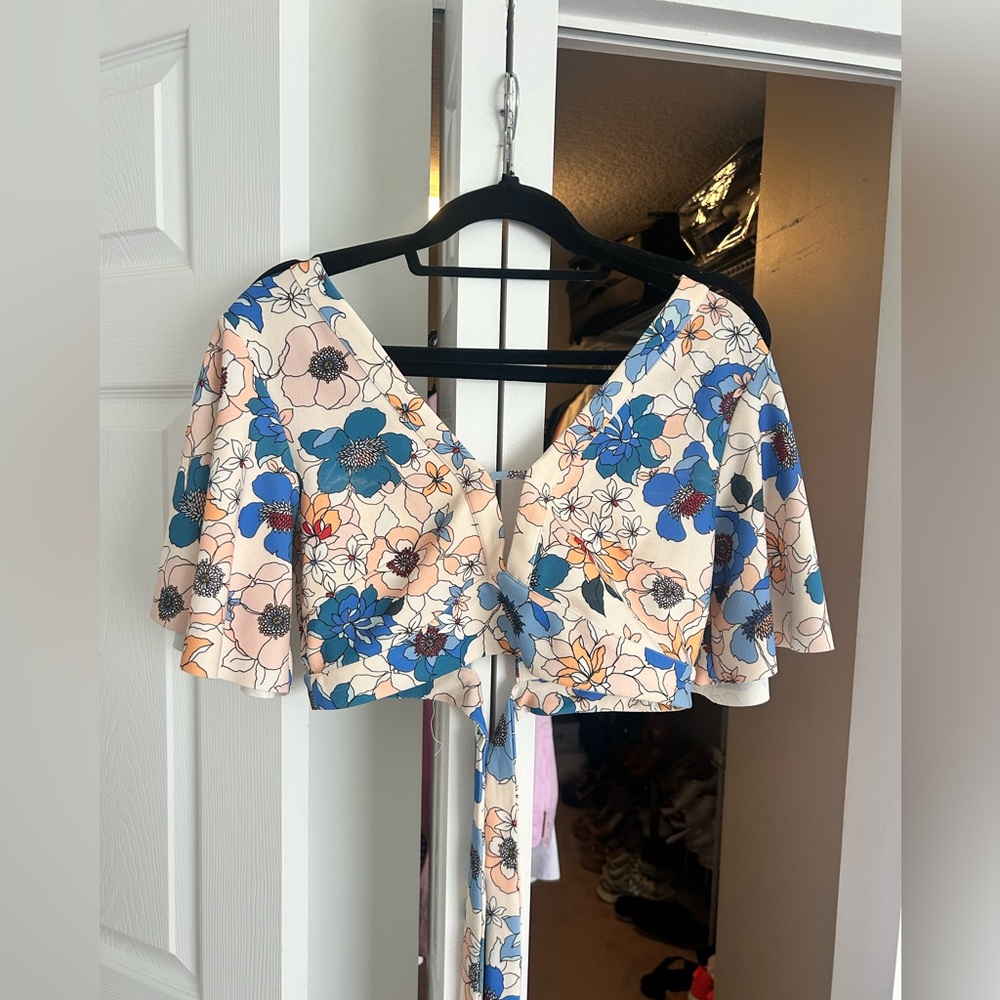 Zara Blue and Cream Floral Crop Top